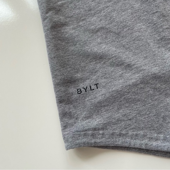 BYLT Basics Men’s Drop-Cut LUX Short Sleeve Tee LOT OF 3 Size Medium/Large - Picture 4 of 12